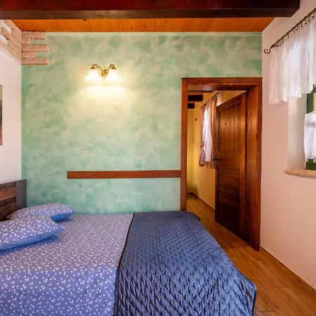 Tea Estate With Private Pool And Garden Βίλα Posedarje
