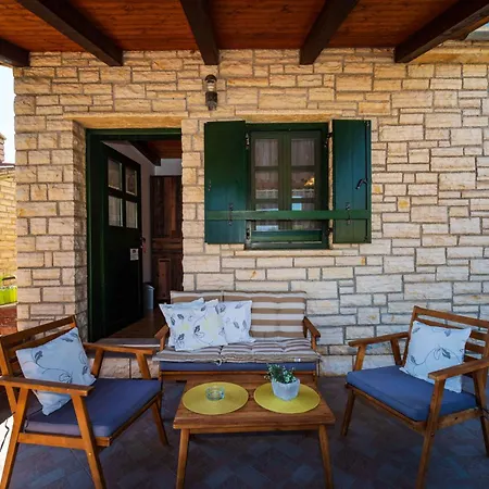 Tea Estate With Private Pool And Garden Willa *